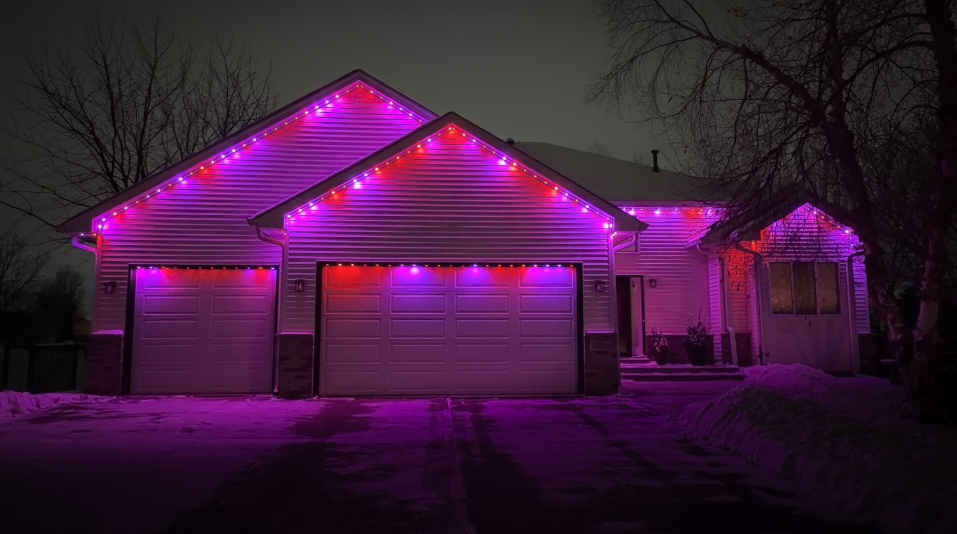 30mm RGBW permanent lights set to Valentine's Day colors